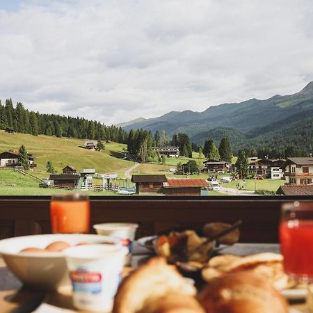 Hotel D'La Varda Di Topran D'Agata Paolo &C Sas Padola Kültér fotó