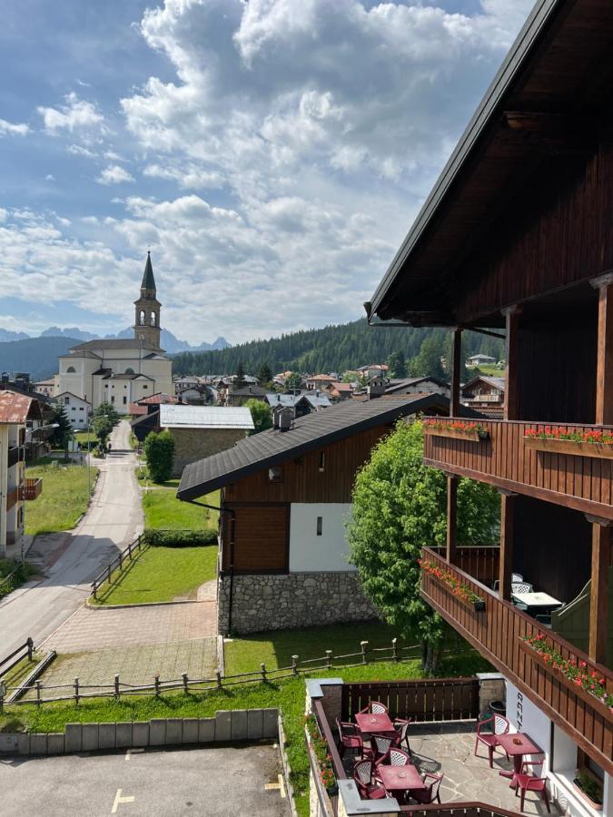 Hotel D'La Varda Di Topran D'Agata Paolo &C Sas Padola Kültér fotó