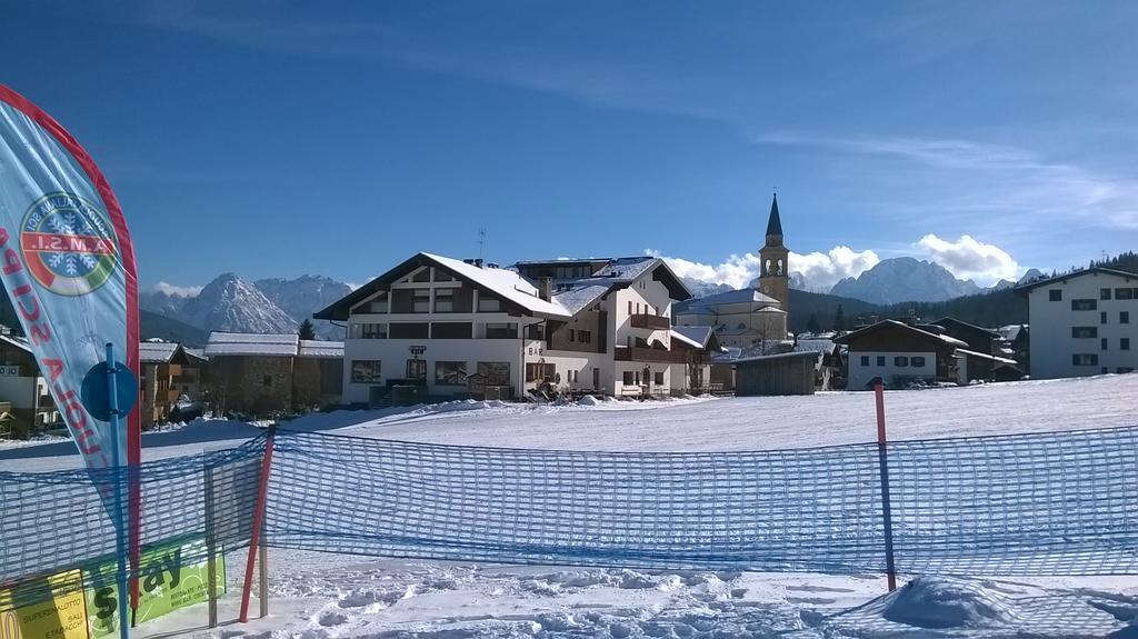 Hotel D'La Varda Di Topran D'Agata Paolo &C Sas Padola Kültér fotó